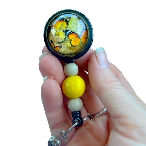 New - Butterfly badge reel - Picture 2 of 5